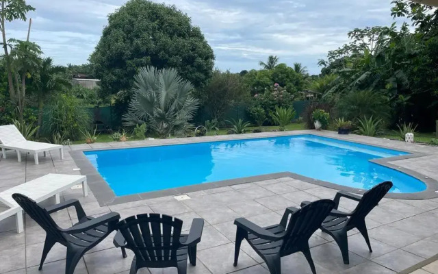 Charmante maison avec piscine Sunrise beautiful house with swimming pool