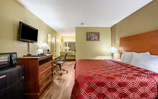 Econo Lodge Athens I-65