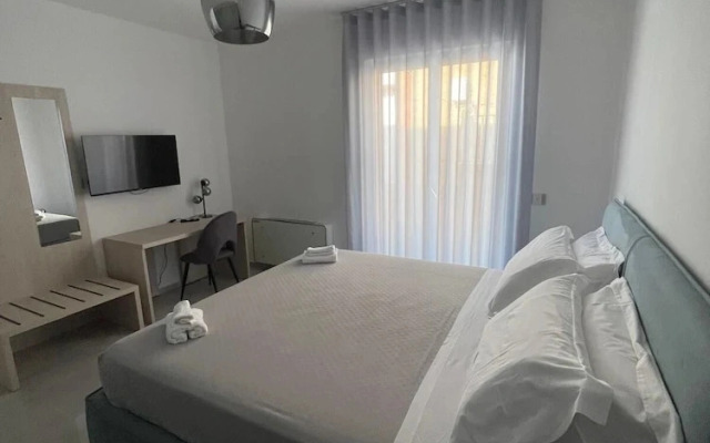 Gheloi Apartments