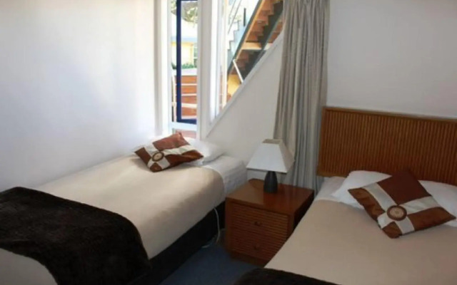 Bucklands Beach Waterfront Motel