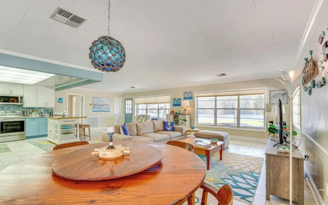 Dock + Lanai: Riverview Homosassa Escape!