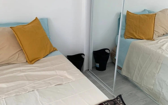 Spacious Apartment - M M C Tourista