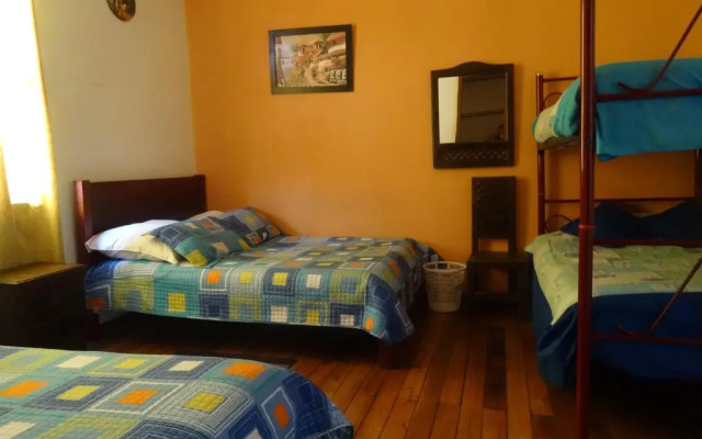 Hostal Del Piamonte