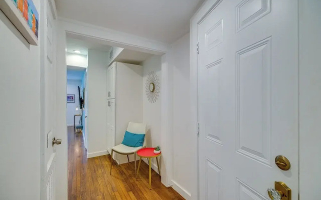 Central Houston Apartment w/ Furnished Patio!