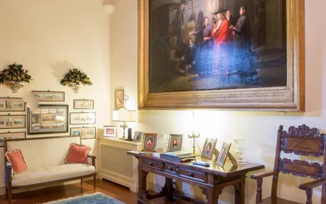 A Suite In Florence