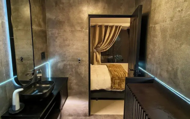 Bryanston Palms Accommodation