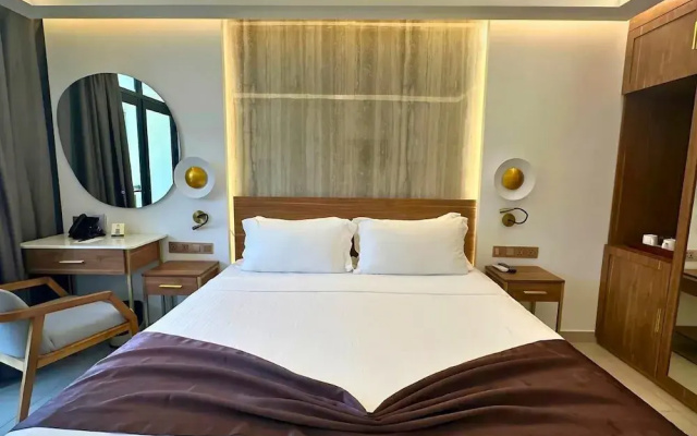 Coral Strand Smart Choice Hotel