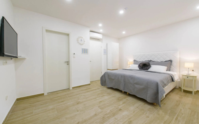 Best Location Rooms