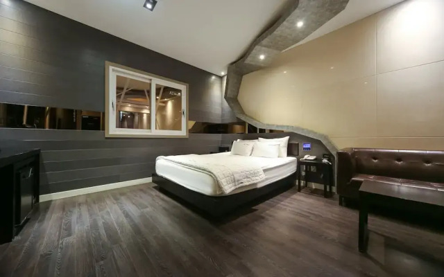 Pohang Jukdo Market Hotel A1