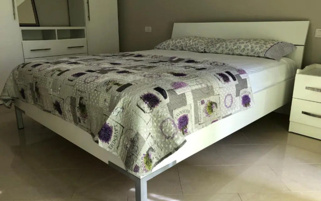 Mali i Robit Beachfront Apartment