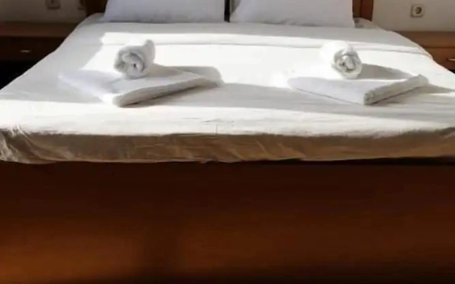 Ariston Hotel