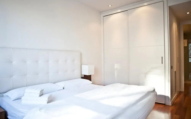 FewDaysBarcelona Apartments
