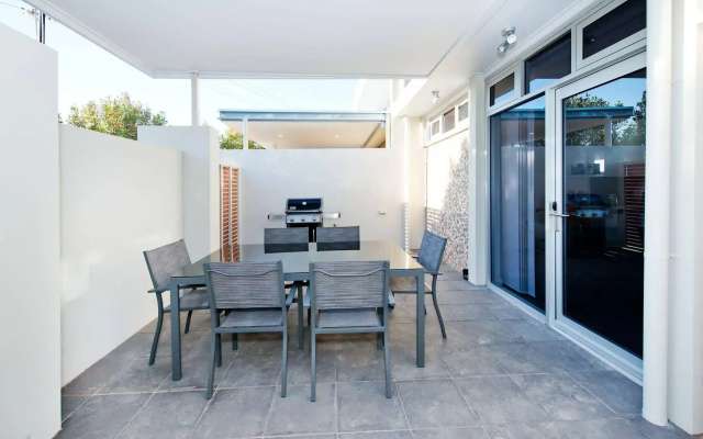 Loxton Courthouse Apartments