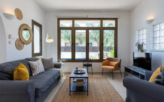 Lumina 2-BR Villa and Pool in Ayia Napa