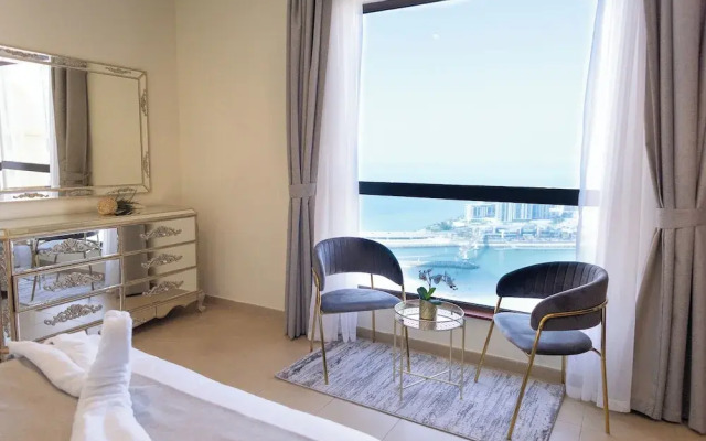 HAPPY SEASON I Amwaj apartment