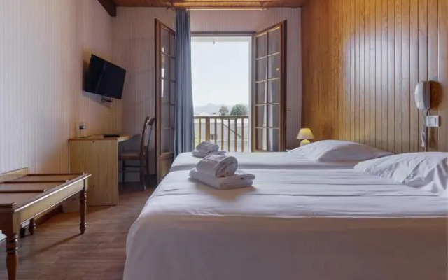 Logis Hotel Au Relais Aspois