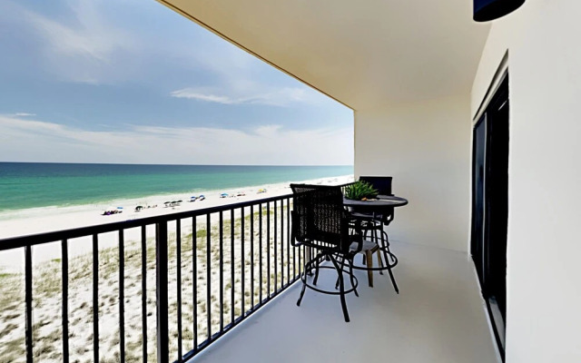 Sundunes Condominium