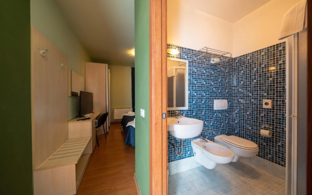 Отель Break House