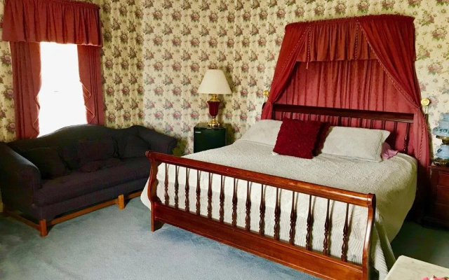 Rabbit Creek Bed & Breakfast