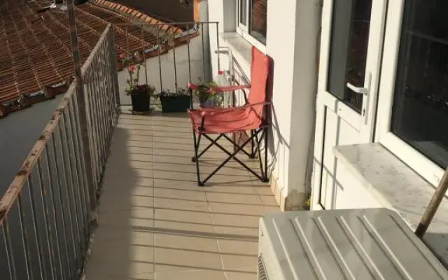 Old town kagitci apart
