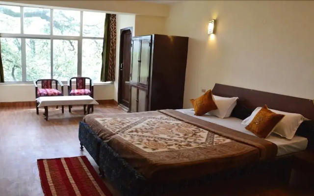 Seasons Hotel