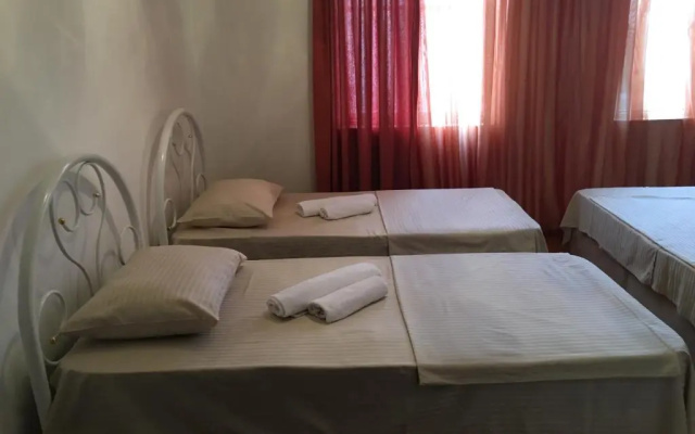 Hotel Liza