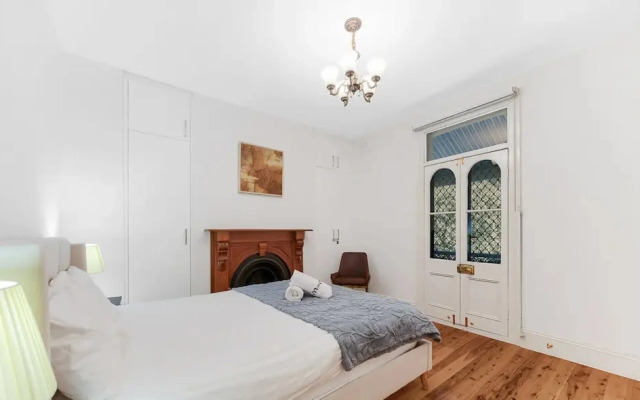 Metawise Luxury 3BR Terrace in The Heart of Sydney
