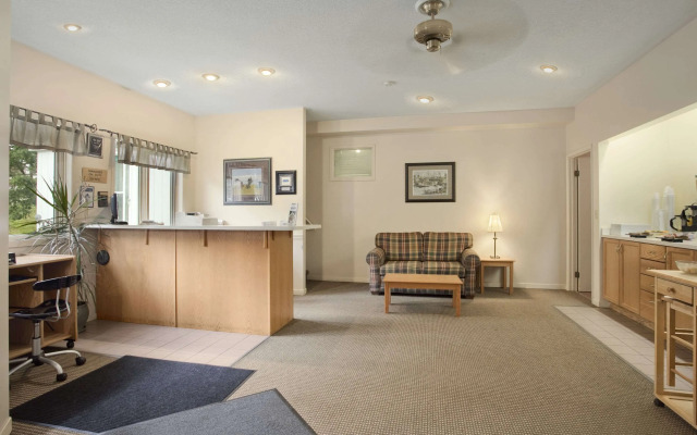 Travelodge by Wyndham Bracebridge