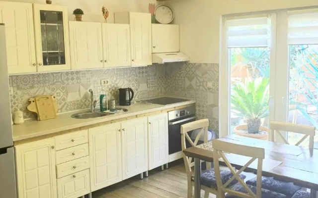 Garden apartmant near sea