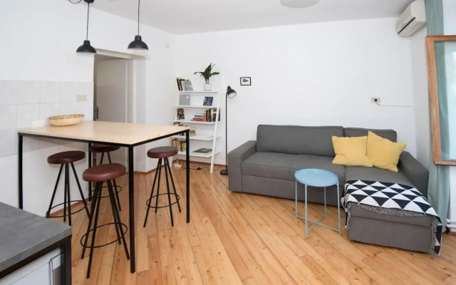 Mila Vila - Charming apartment near the sea