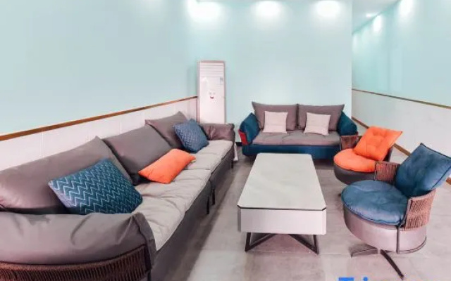 Xingyi Chain Hotel