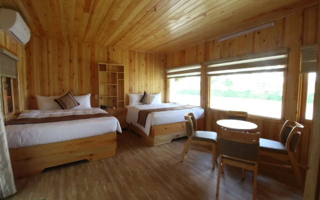 Ha Gia Ecolodge & Riverside