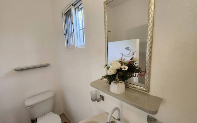 Secure 4-pers Apartment Close to the Beach