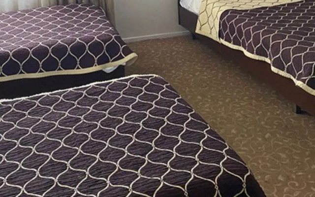 The Rose Otel