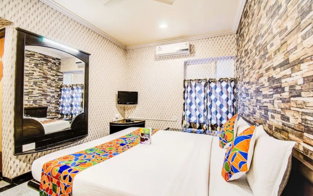 Fabhotel Ashoka Regency