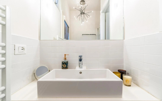 Snug Apartment With Private Courtyard M0270422677