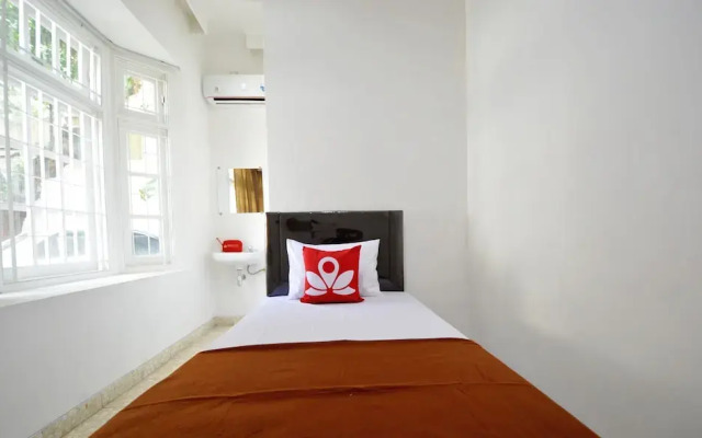 ZEN Rooms Kemang G17 Syariah