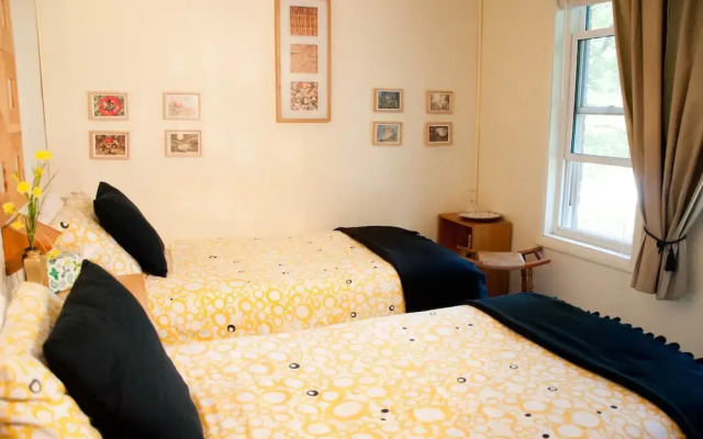 Homestead House Bed & Breakfast
