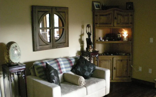 Davis Brook Retreat