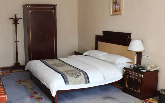 Yibin Hotel