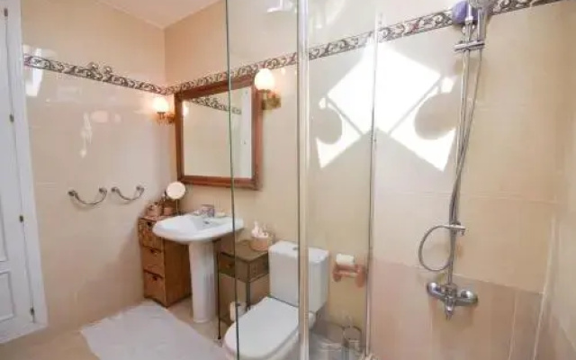 Beautiful beachside duplex apartment with amazing sea views