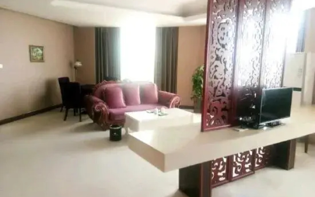 Haiwang Hongya Hot Spring Hotel