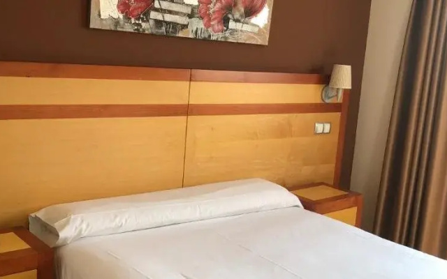 Hotel Puerta Guadalajara