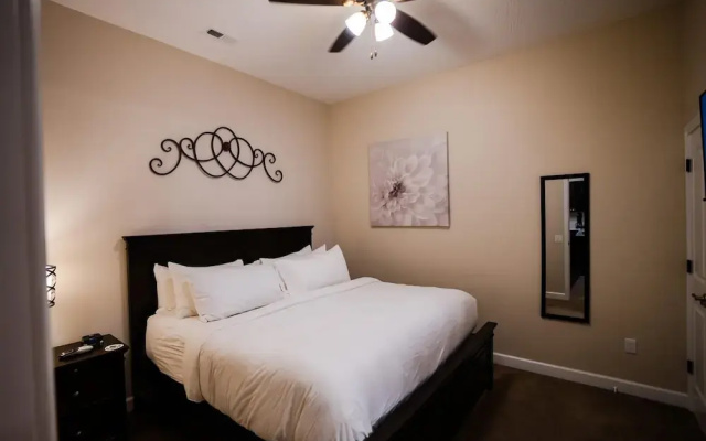 2 Bedroom Lake View Villa - Unit 309