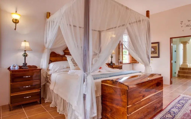 The Crimson Orchid Inn at Orchid Bay