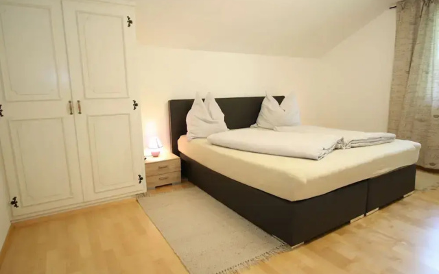 Apartment in Niedernsill With Garden Views