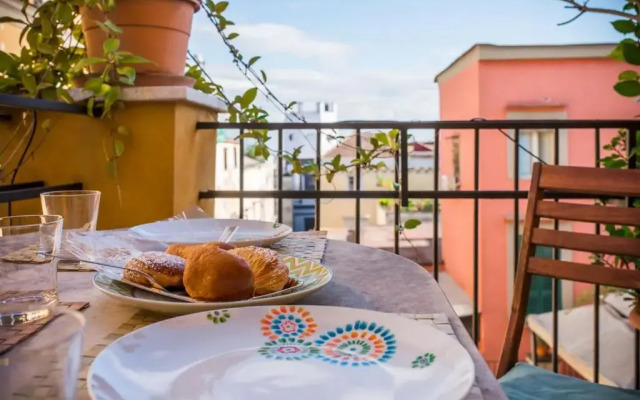 Naples Center Apartment