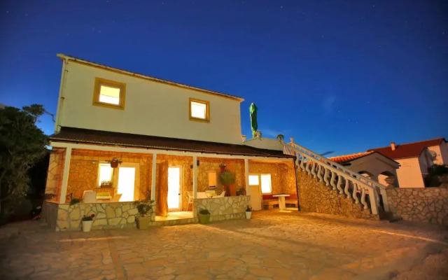 Apartments by the sea Vir - 18451