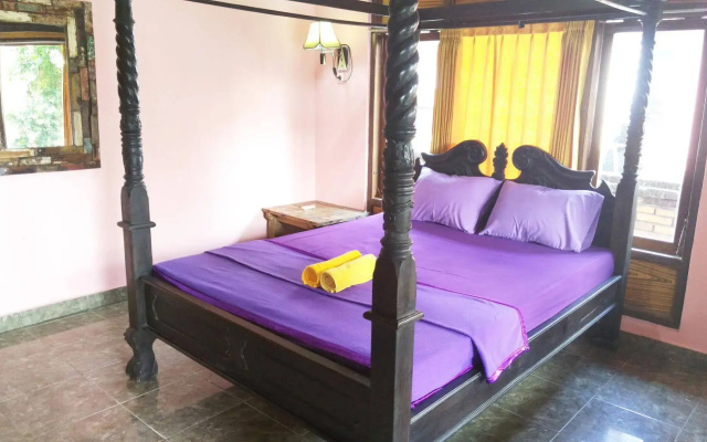 Rona Accommodation