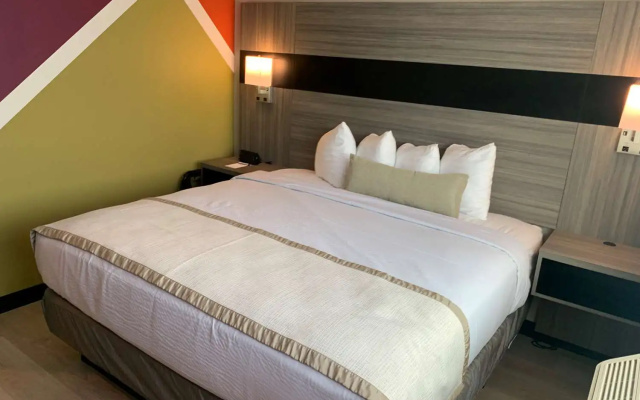 Best Western Plus Brooklyn Prospect Park